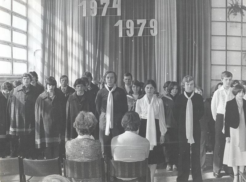 058   - 23.03.1979 r.  V rocznica nadania szkole imienia.jpg